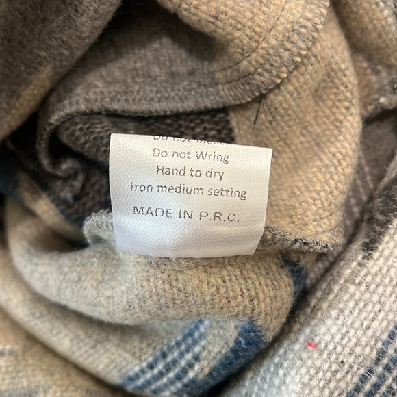 Jess Crum x Hazel & Olive Blue Gray Aztec Pattern Shacket Jacket New - Picture 5 of 9